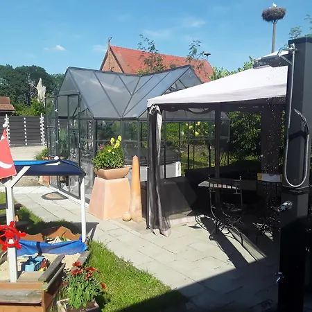 Ferienhaeuser Seeblick Nyaraló *