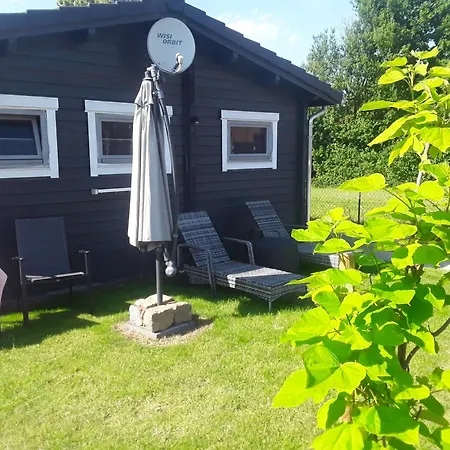 Ferienhaeuser Seeblick * Langenhagen (Ludwigslust-Parchim)